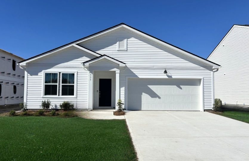 Exterior:Ibis Lot 1059