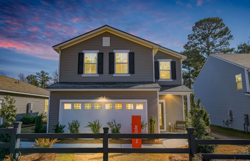 Exterior:Welcome to the Oriole