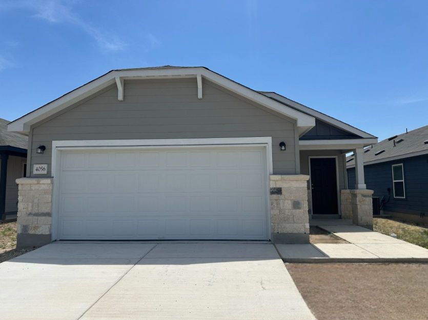 Exterior:Beeville - Exterior HC201
