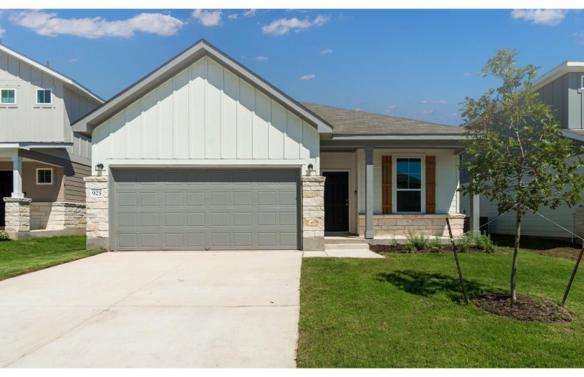 Exterior:Independence Exterior