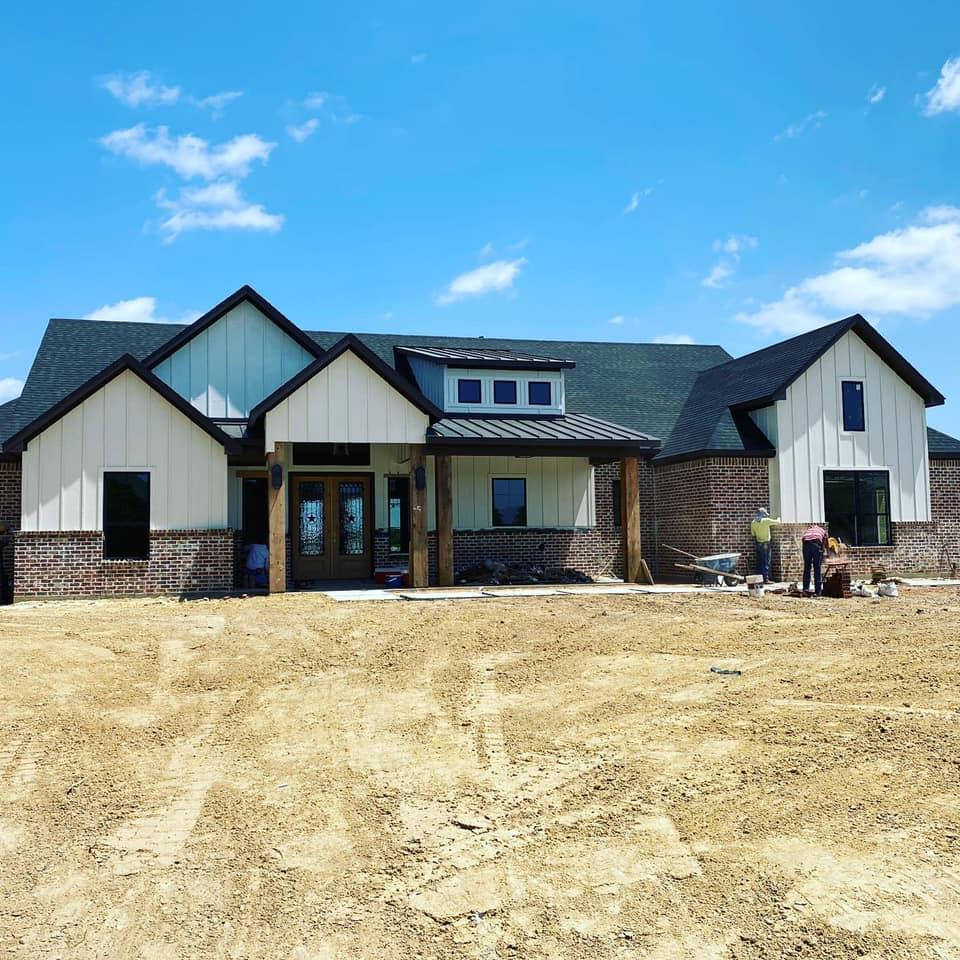 Century Custom Homes,75028