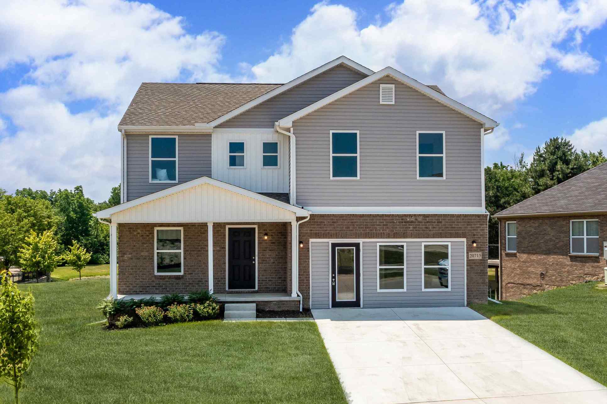 Island Lakes at Midtown,48180