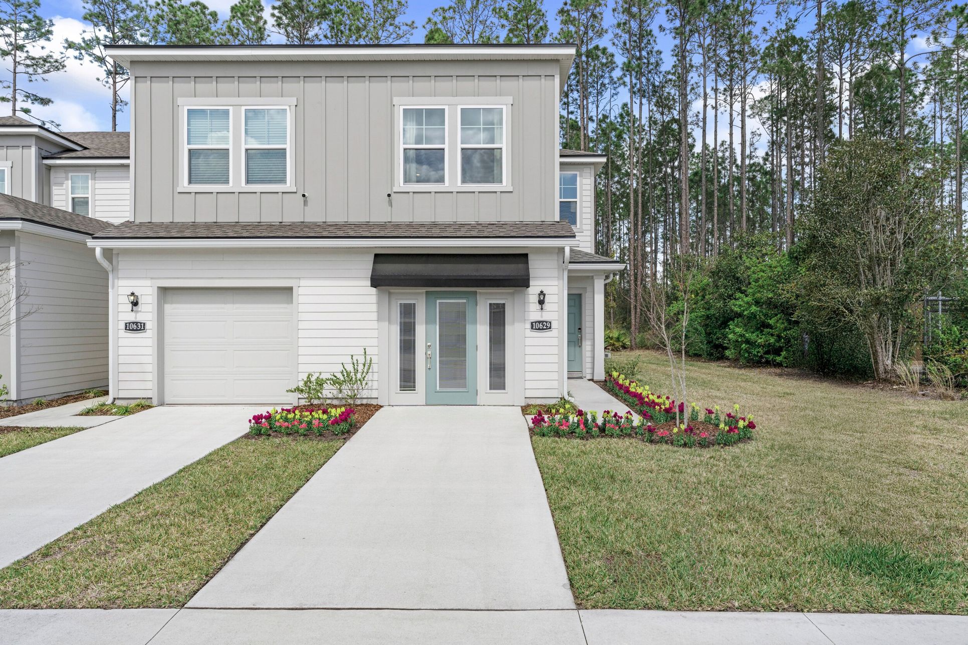 The Villas at Bishop Oaks,32210