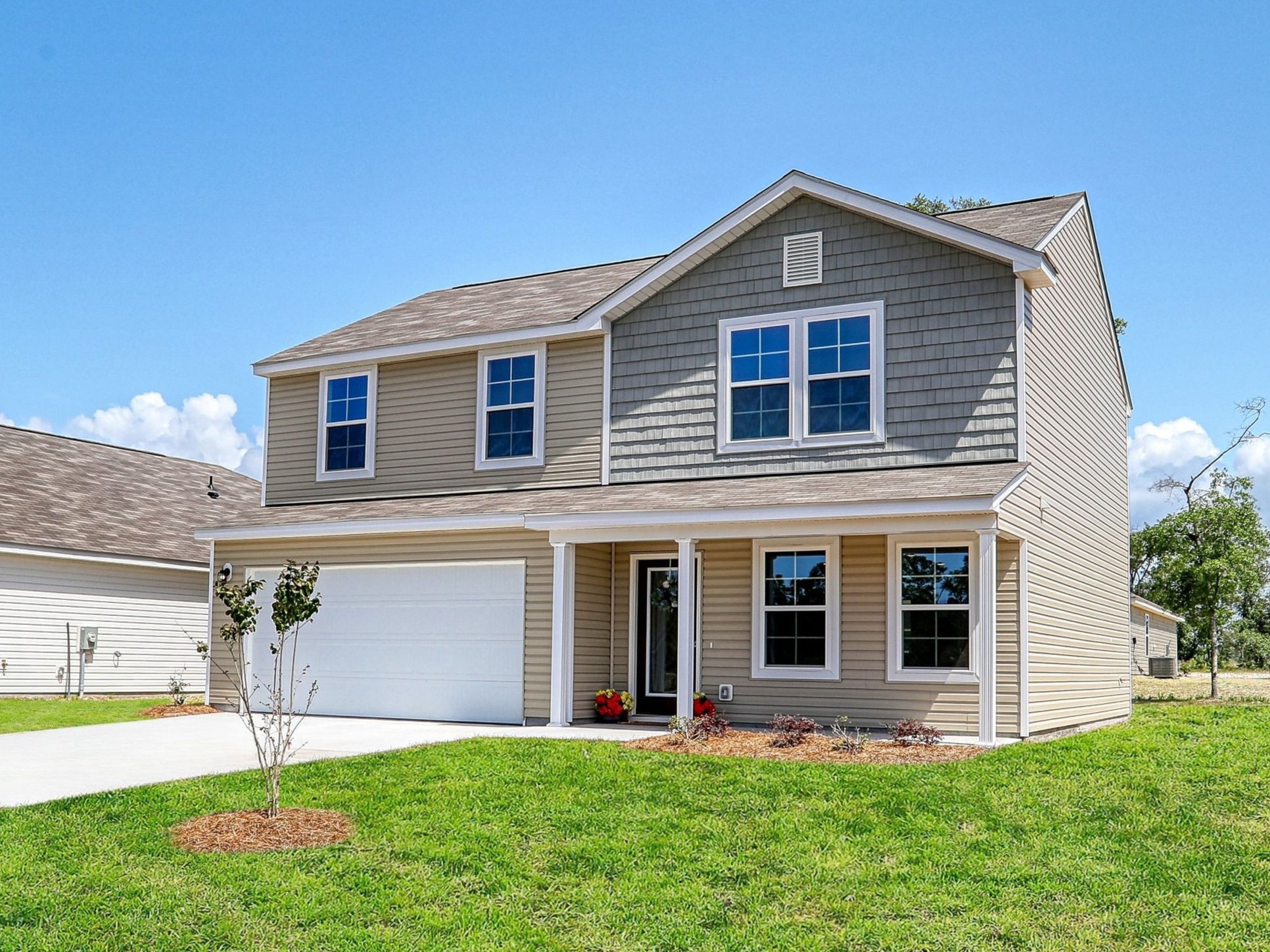 Hewett Place,28462