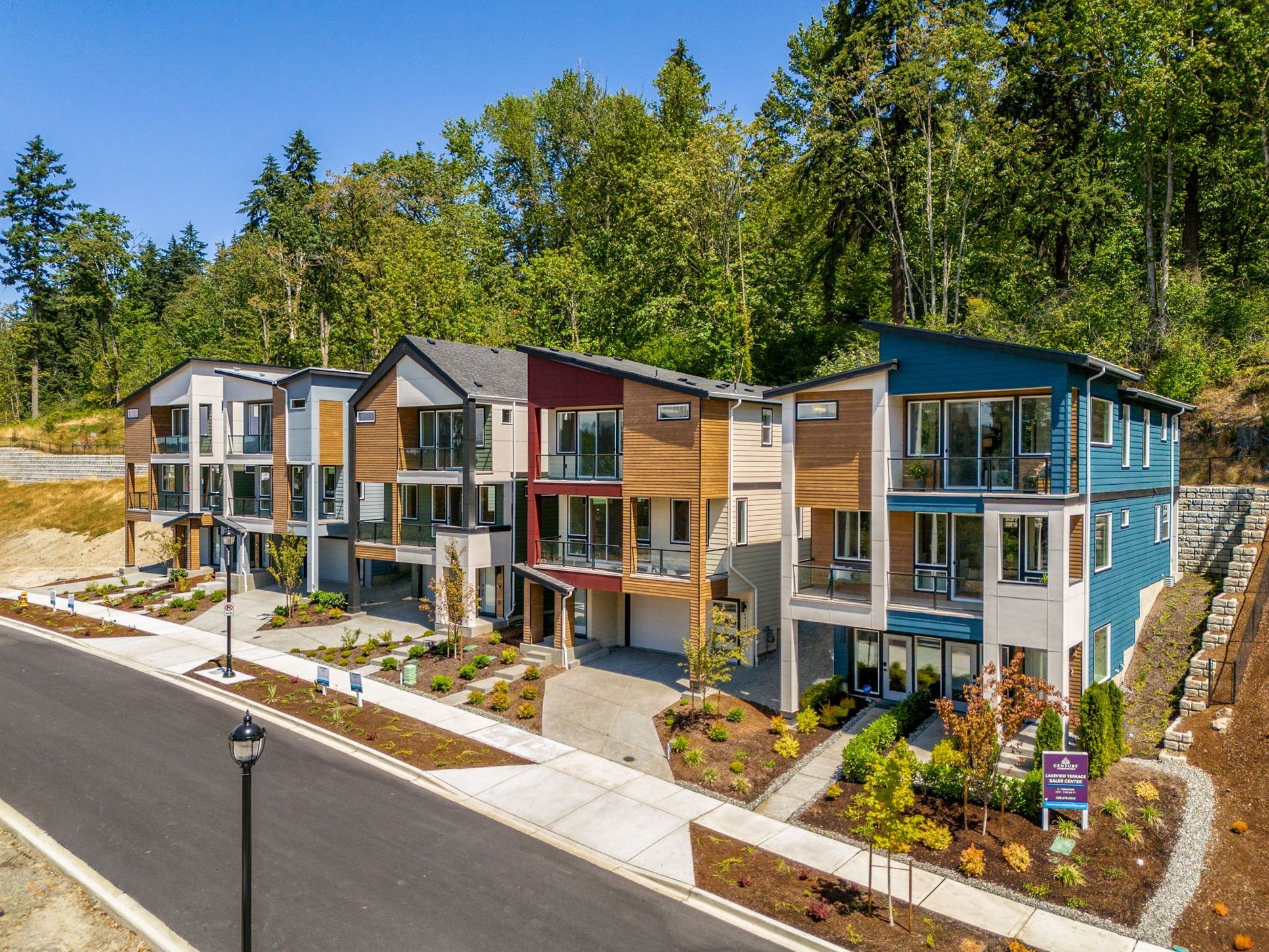 Lakeview Terrace,98056