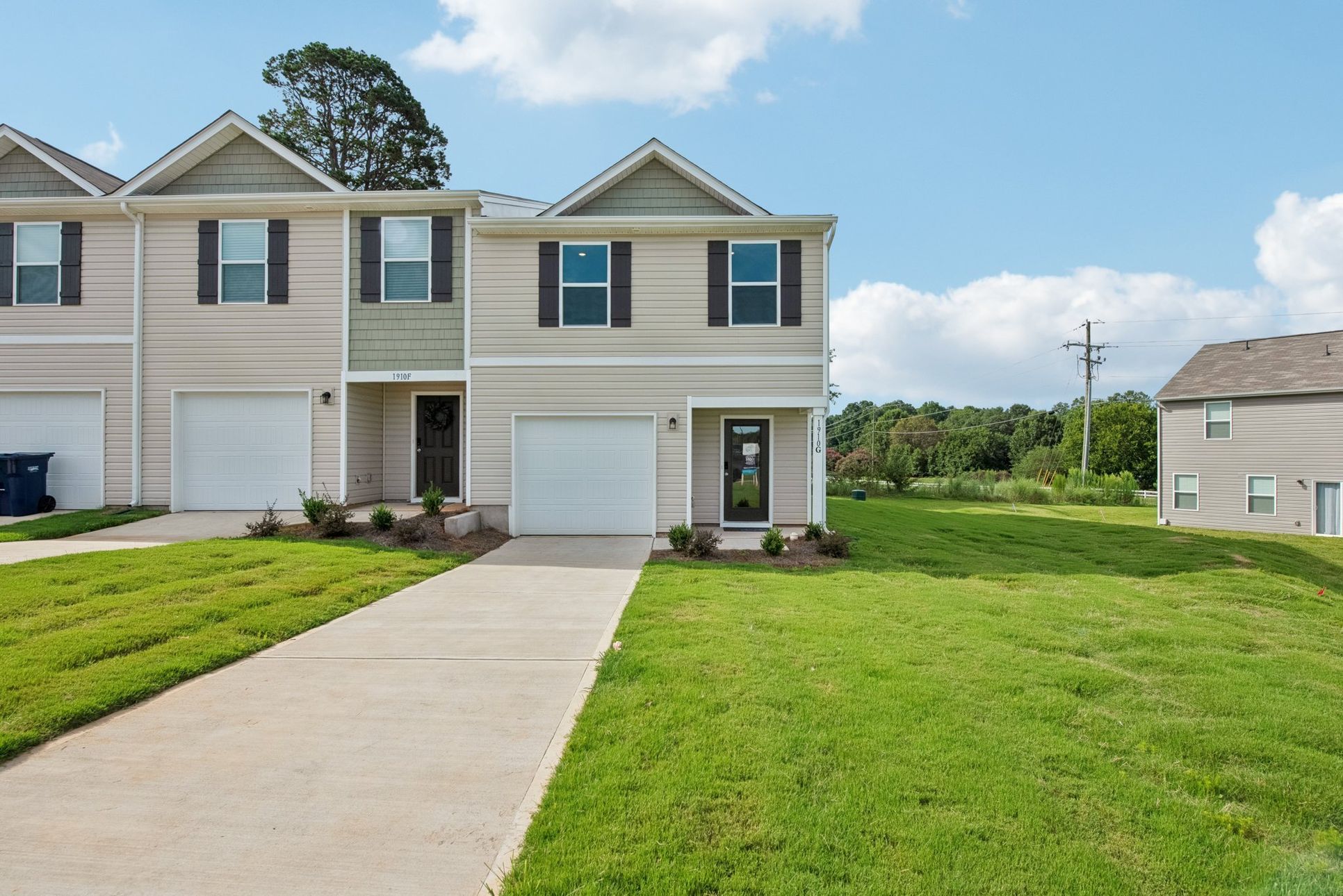 The Townhomes at Trivium,28658