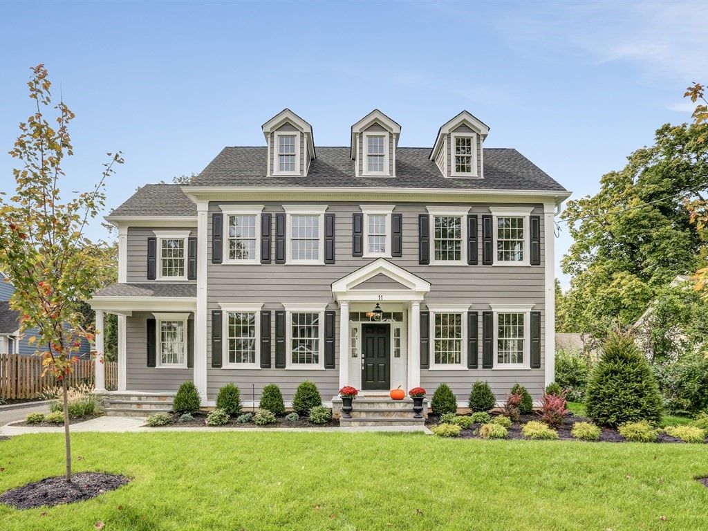 Charles Louis Custom Homes,07932