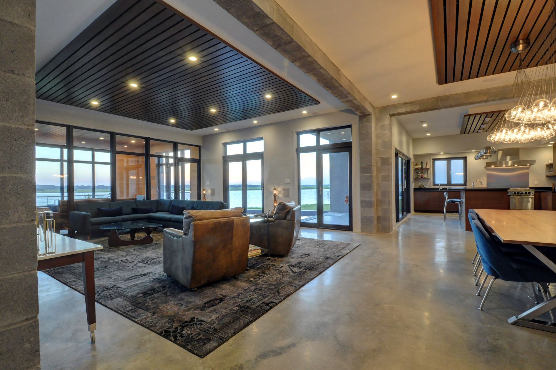 Charleston Custom Homes,29405