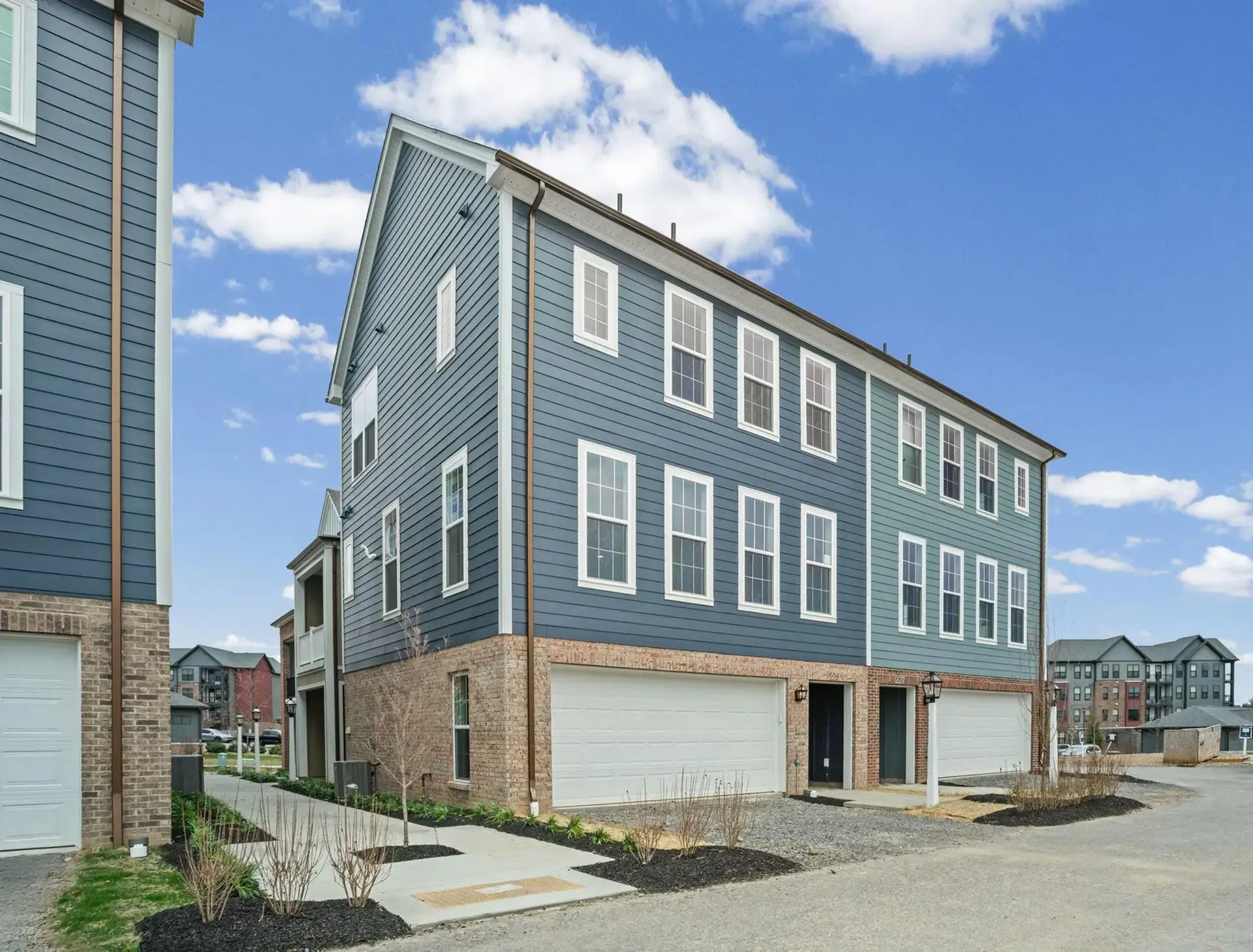 225 Oliver Way-T2622 32-22-2E-05–2604