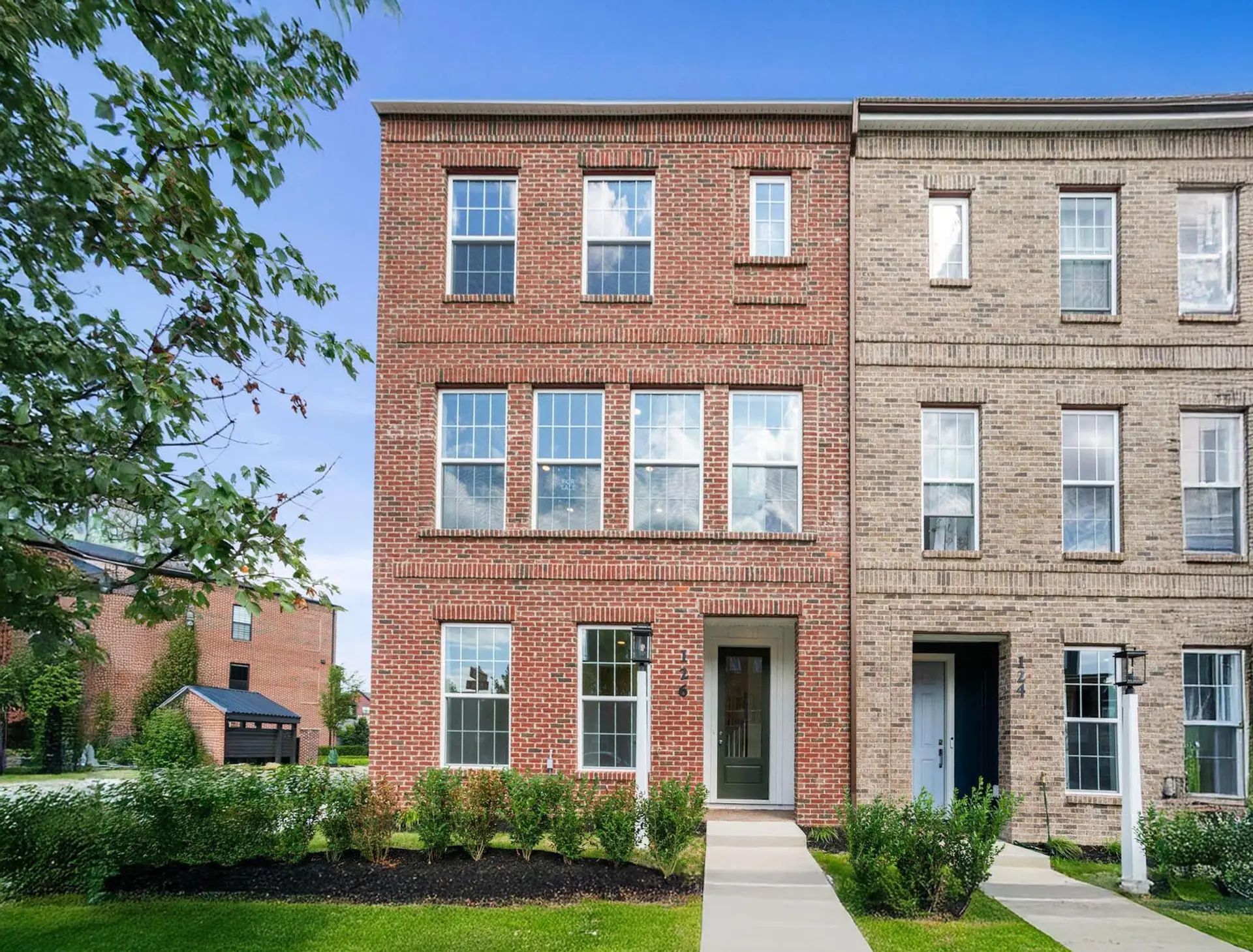 126 Main St-T2210 48.41.1 C - 00
