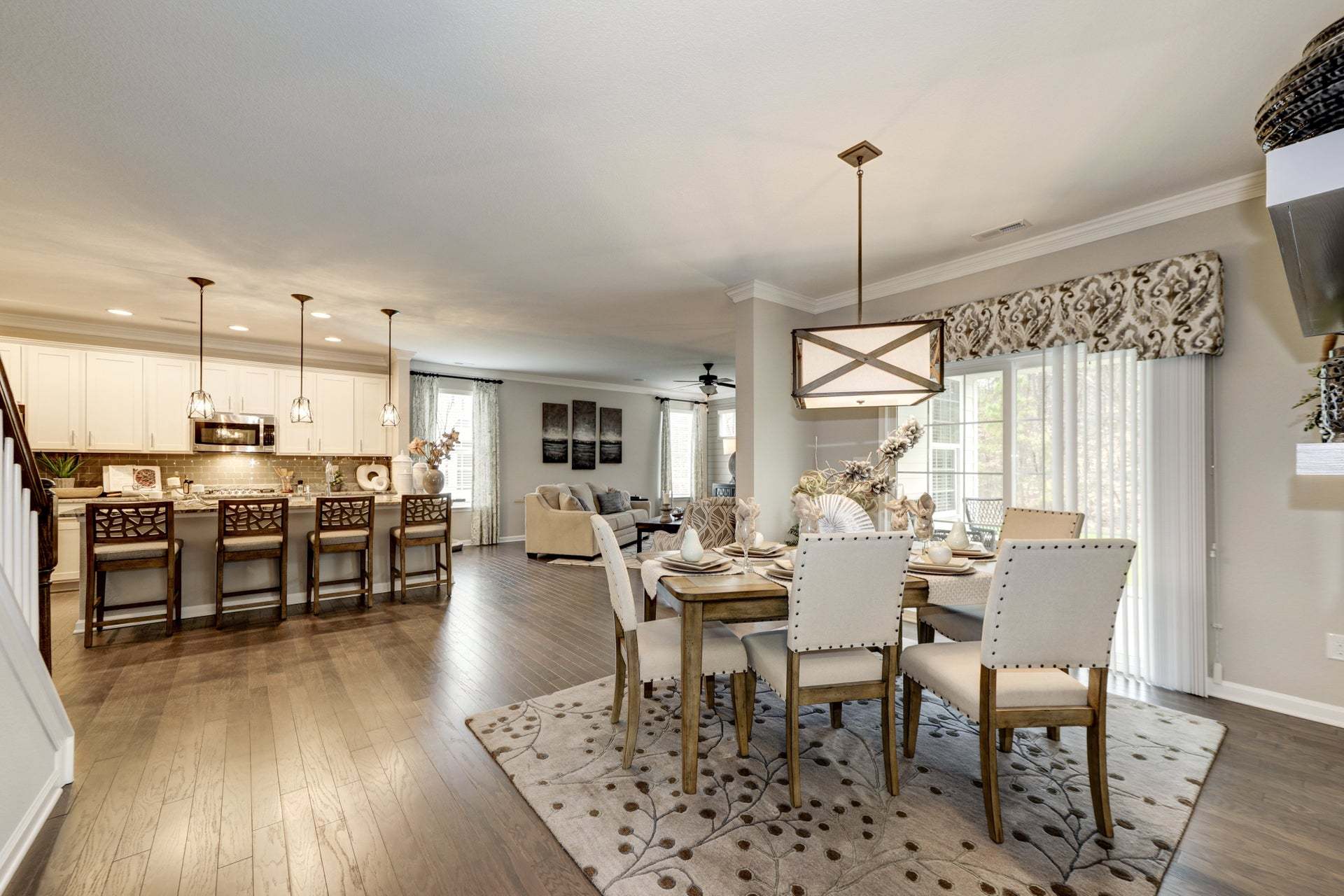 Interior:Kitchen and Dining