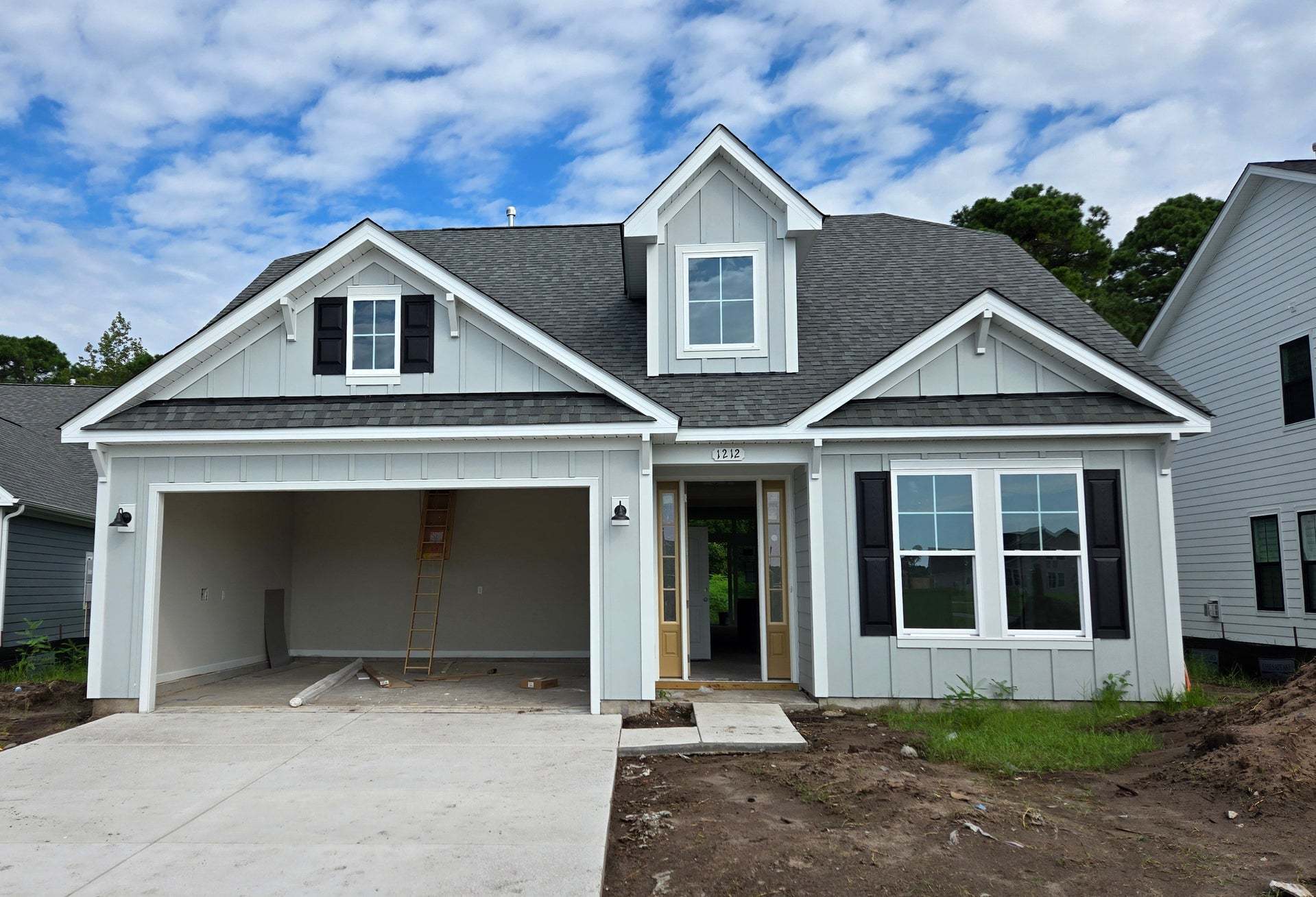 Exterior:Similar Home