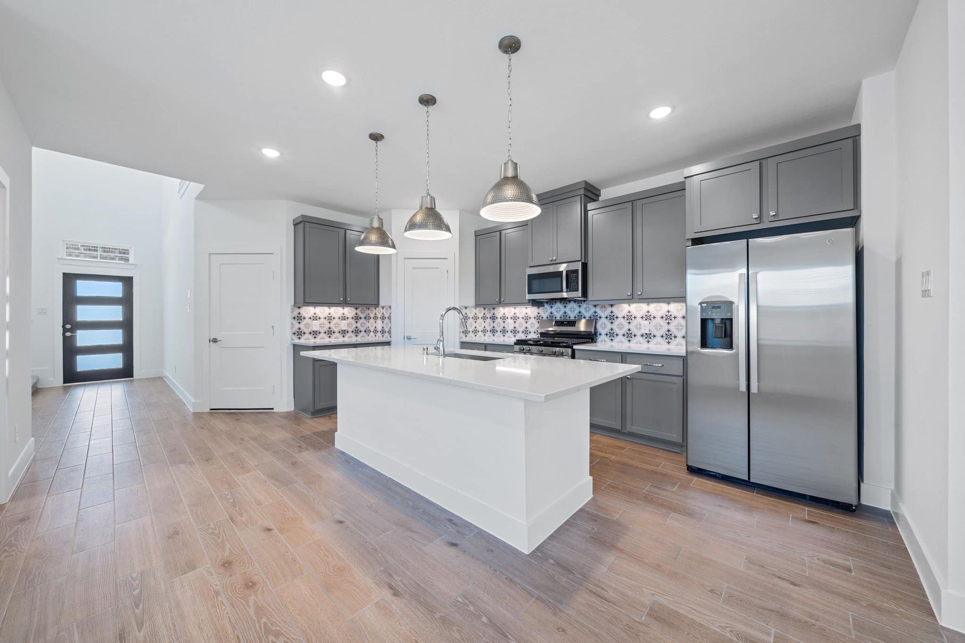 10-web-or-mls-DSC09652:10-web-or-mls-DSC09652.jpg