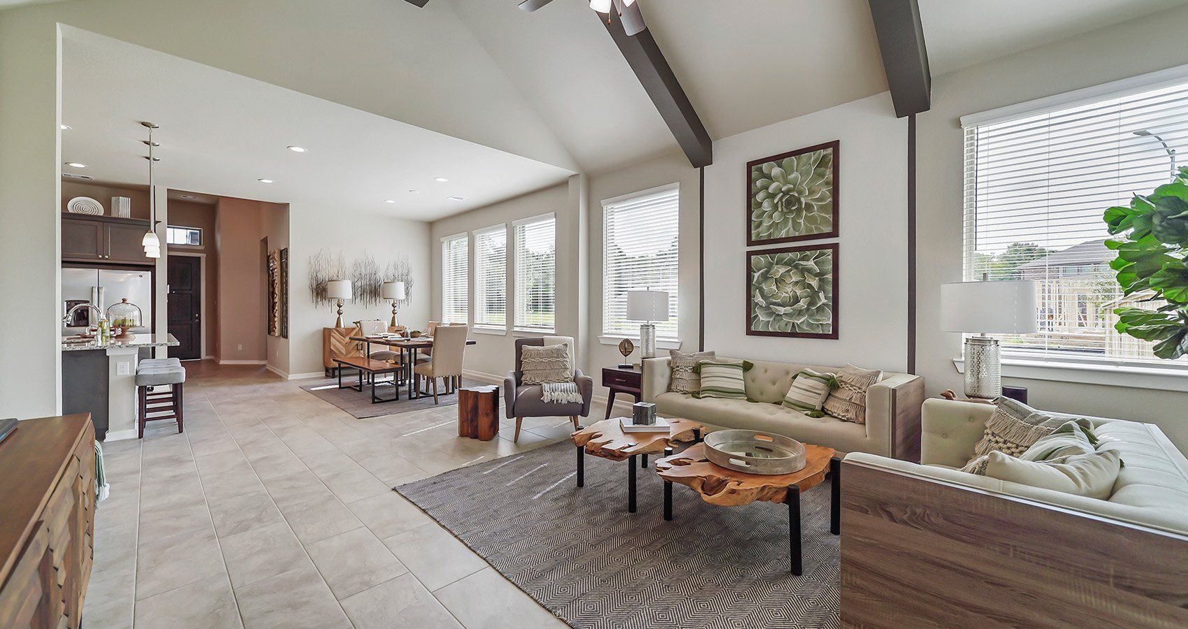 7-HOU-chesmarhomes-ORLANDO-A-HuntersCreekMODEL-living:7-HOU-chesmarhomes-ORLANDO-A-HuntersCreekMODEL-living.jpg
