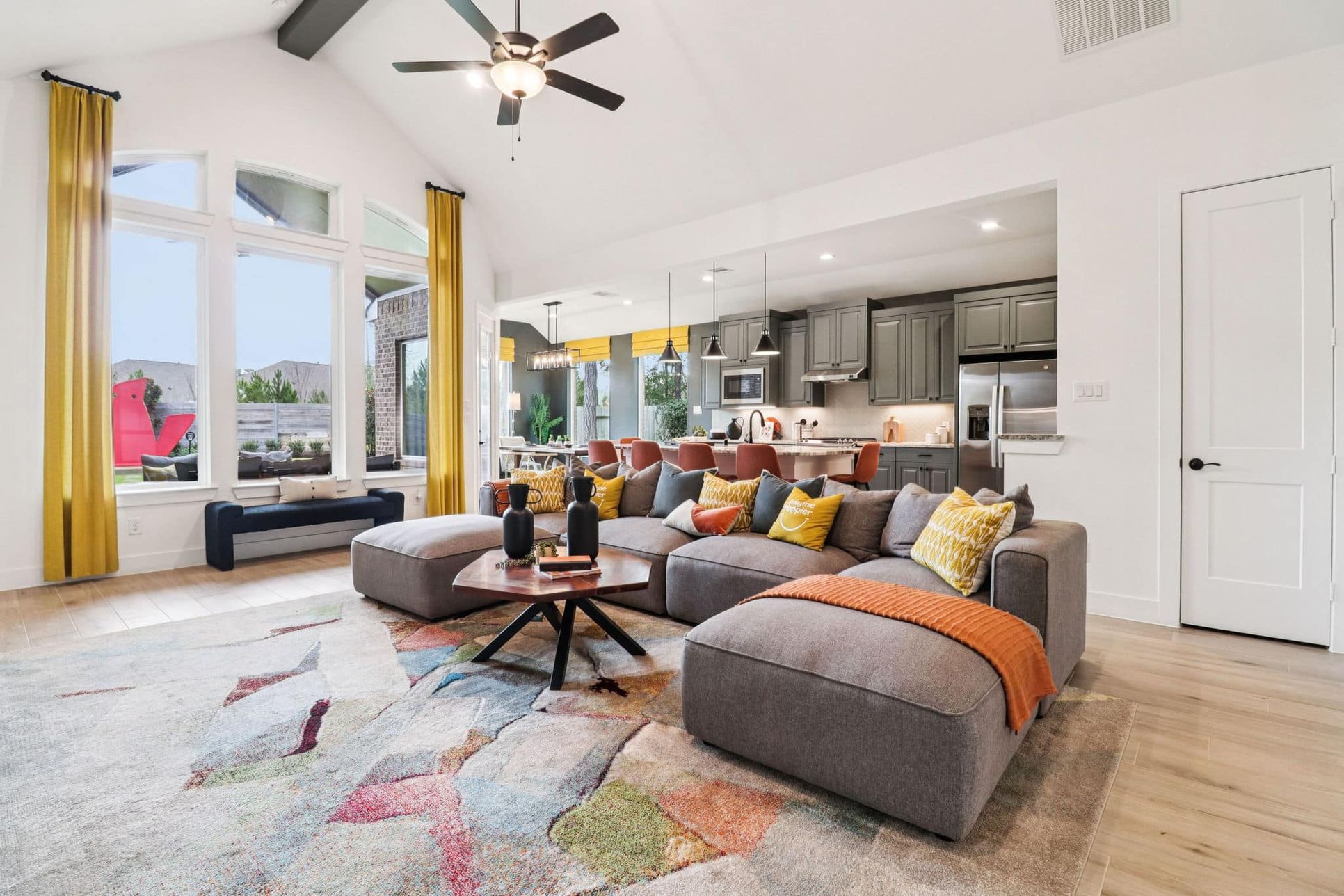 8-web-or-mls-15331-Le-Reve-Ln-S1001-008:8-web-or-mls-15331-Le-Reve-Ln-S1001-008.jpg