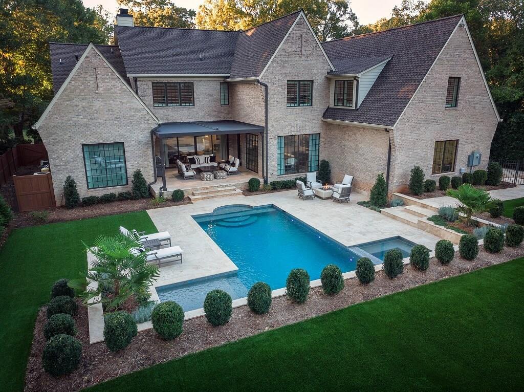 Chiott Custom Homes, Inc.,28209