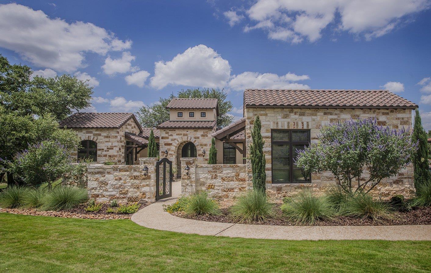 Christofilis Custom Homes,78006