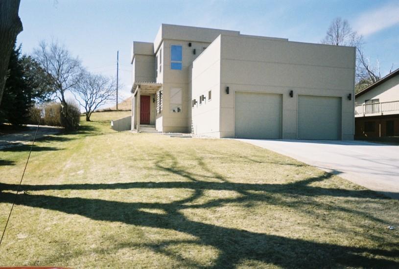 Clausen Brothers Construction,68701