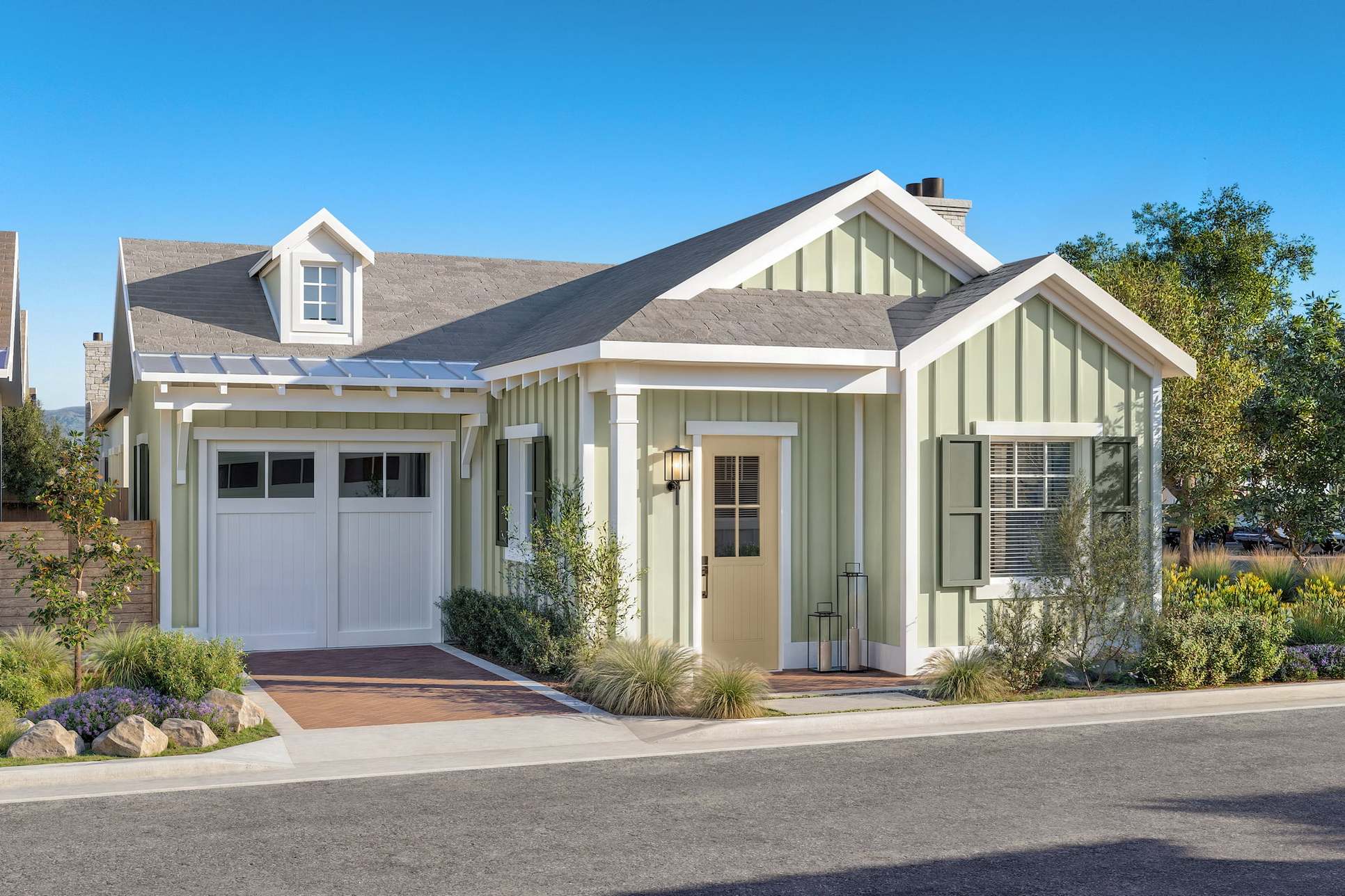 Farmhouse:The Monet + Alcove