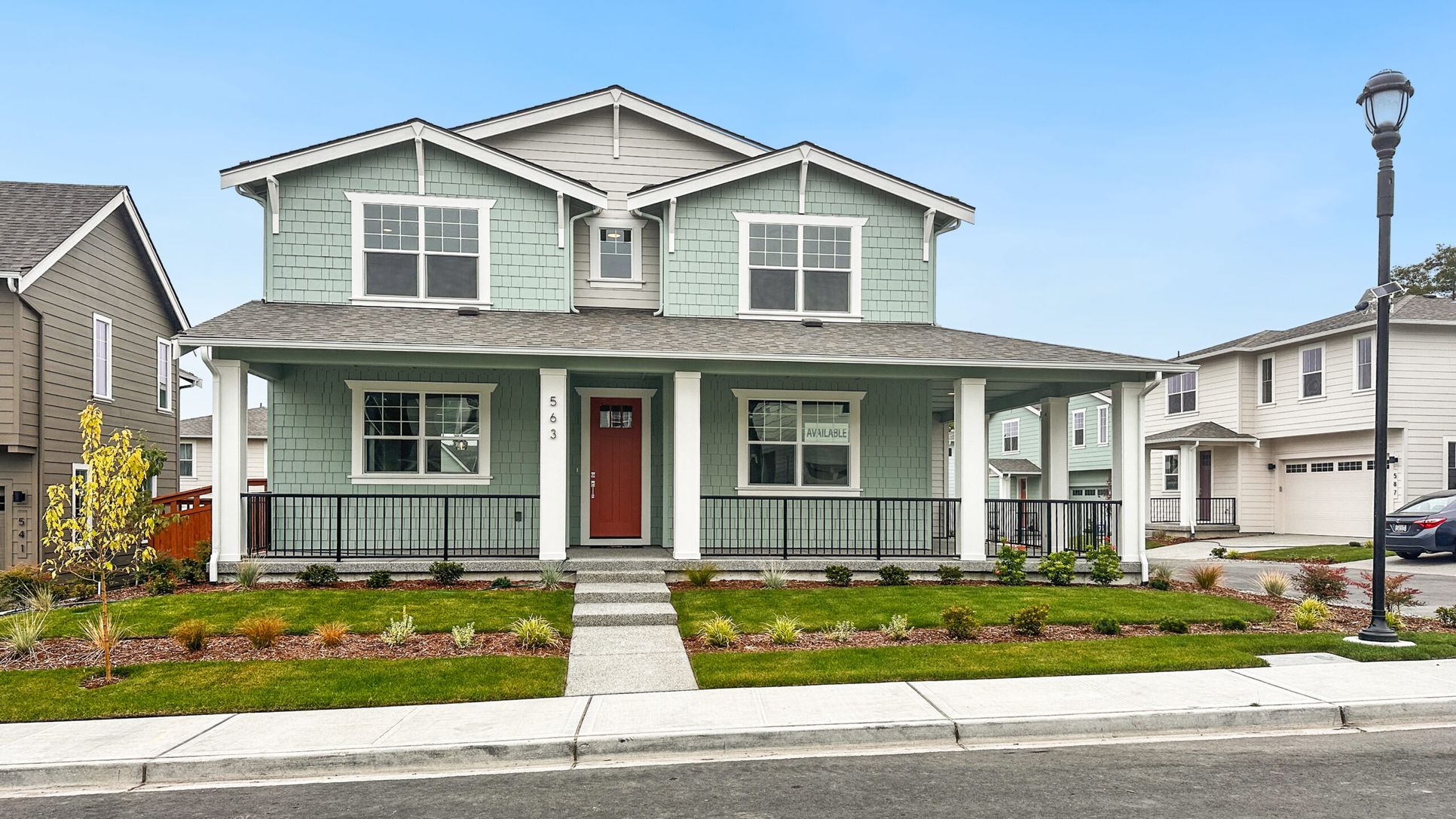 563 SW 97TH Pl:Elevation