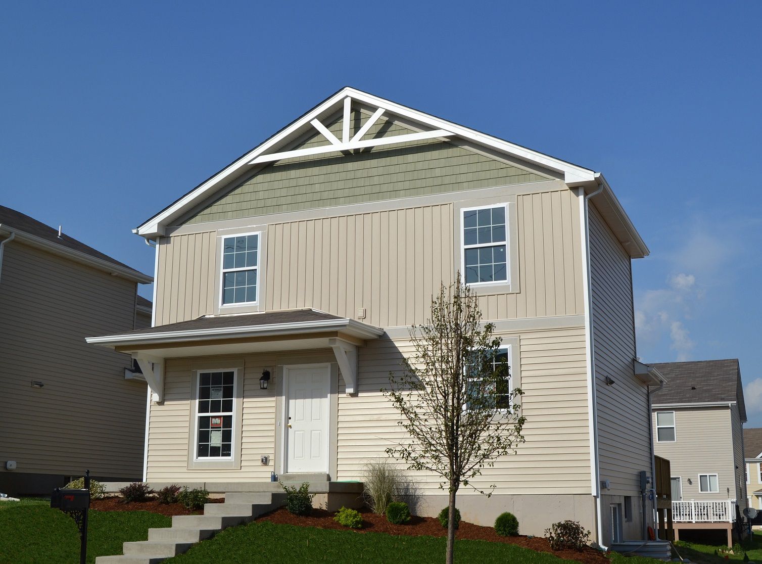 lot 113 ext 082514 w landscaping-sod cropped