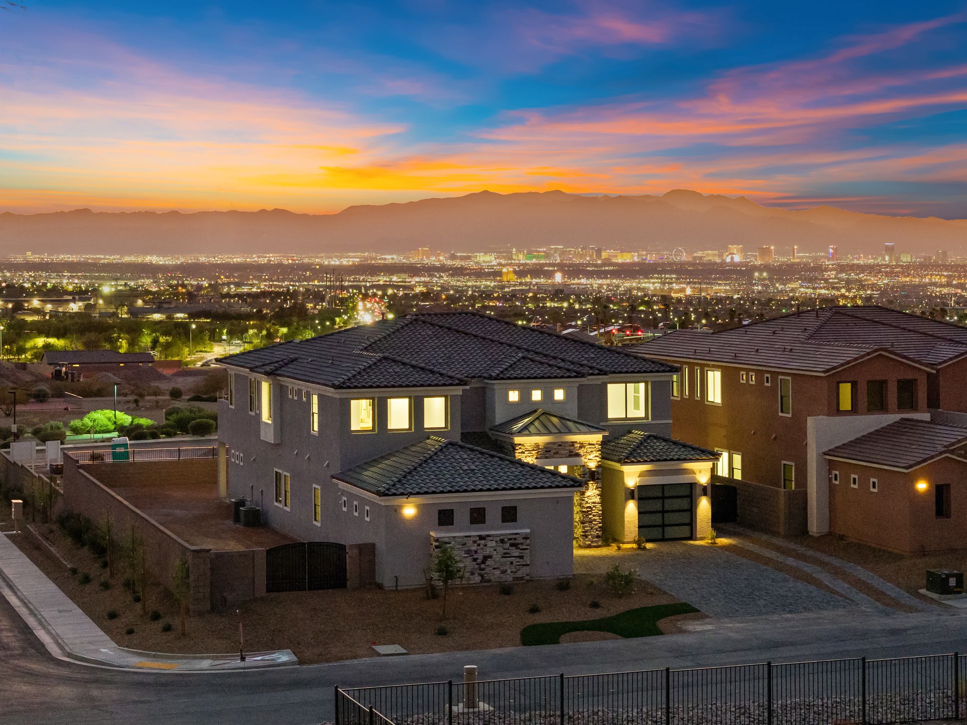 Matteo 5 Exterior:Matteo 5 Front Ext.