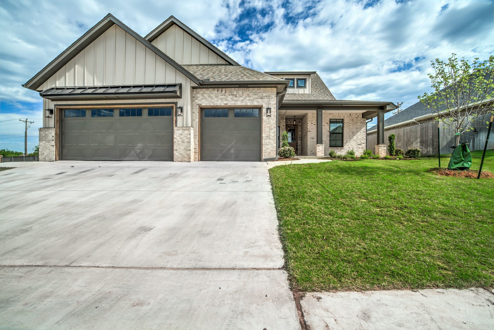 Covenant Home Builders,73003