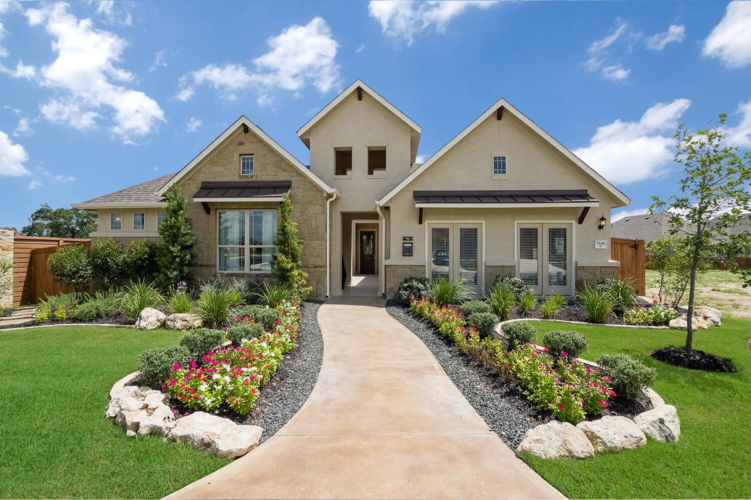 Elevation - The Laguna (2583 Plan)