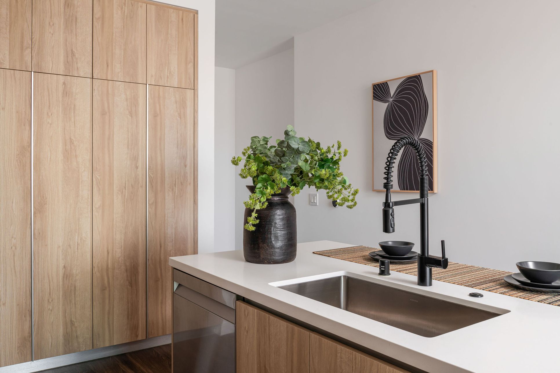 Hiro House:Italian Kitchen design cabinetry