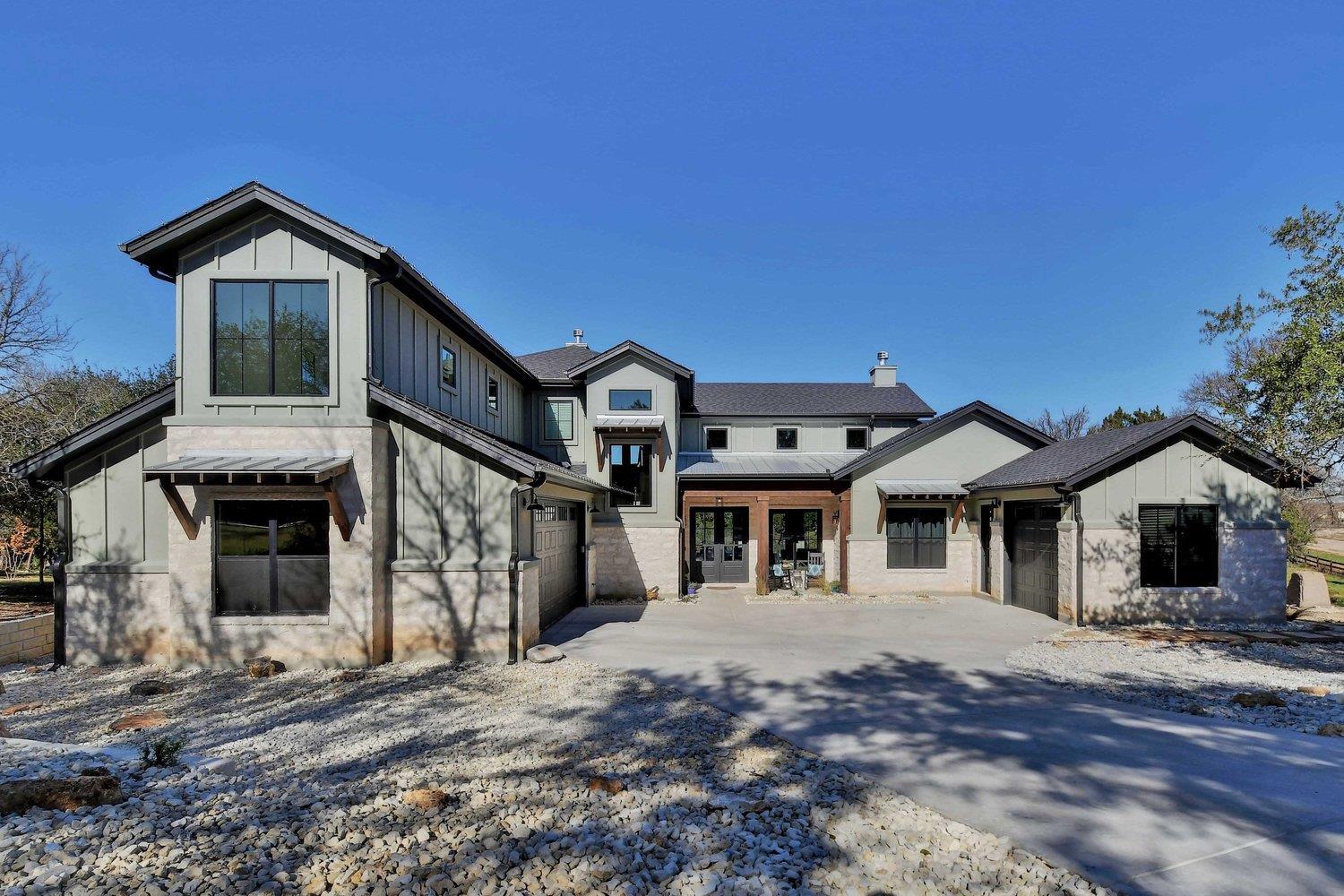 Currey Builders,78628