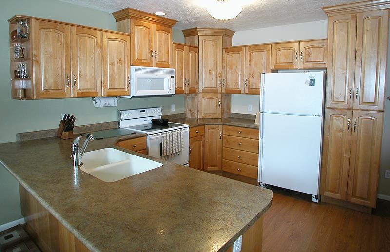 CWC Construction & Cabinets,83252