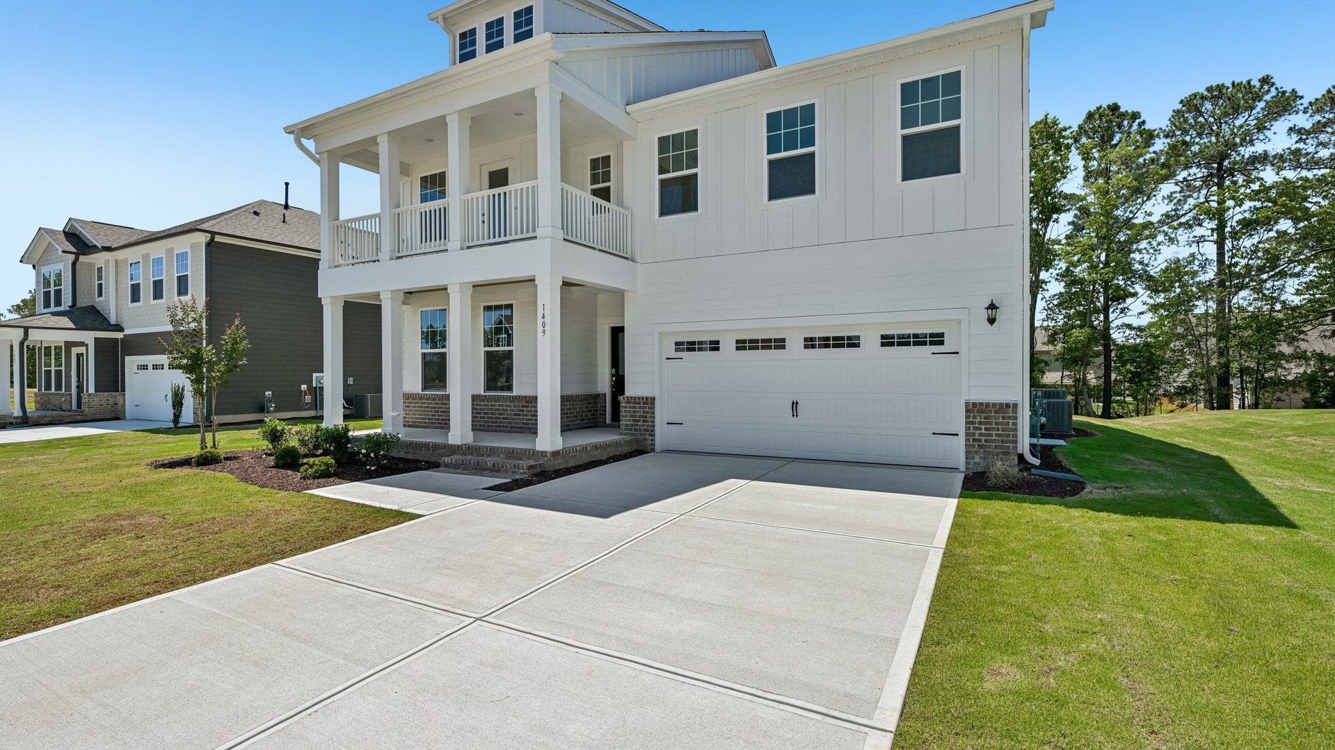 3-custom-Green Cypress Dr-S0306-003.jpg