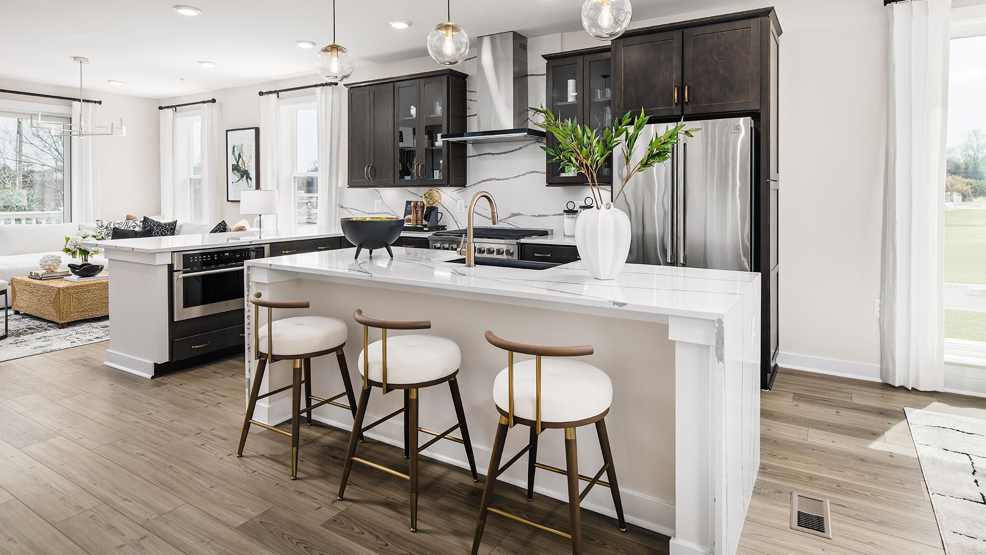 Cary Kitchen:4-Level Townhomes with an Open Concept Design