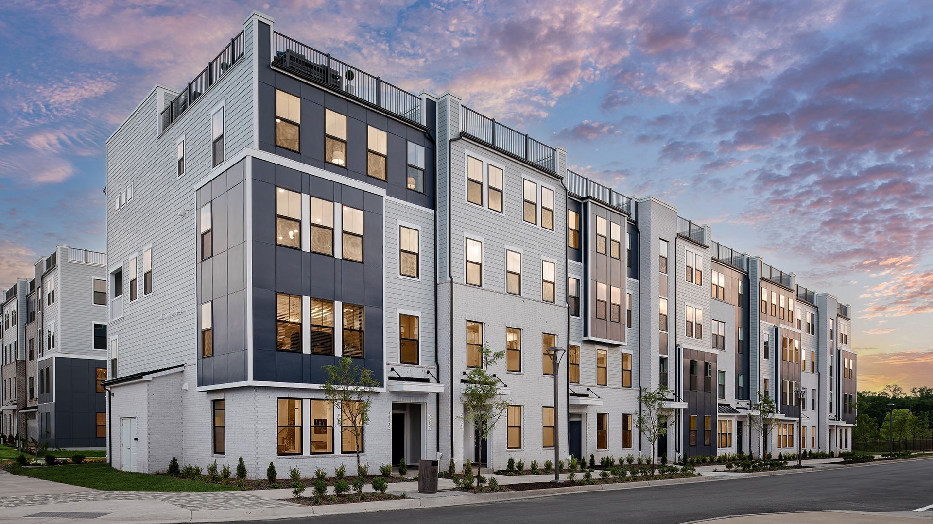 Clarendon 2-Level Condo Exterior