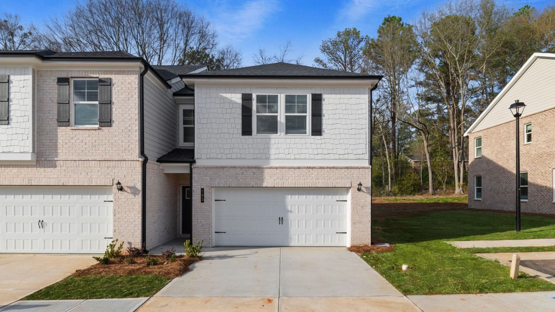 Elevation 4 End Unit