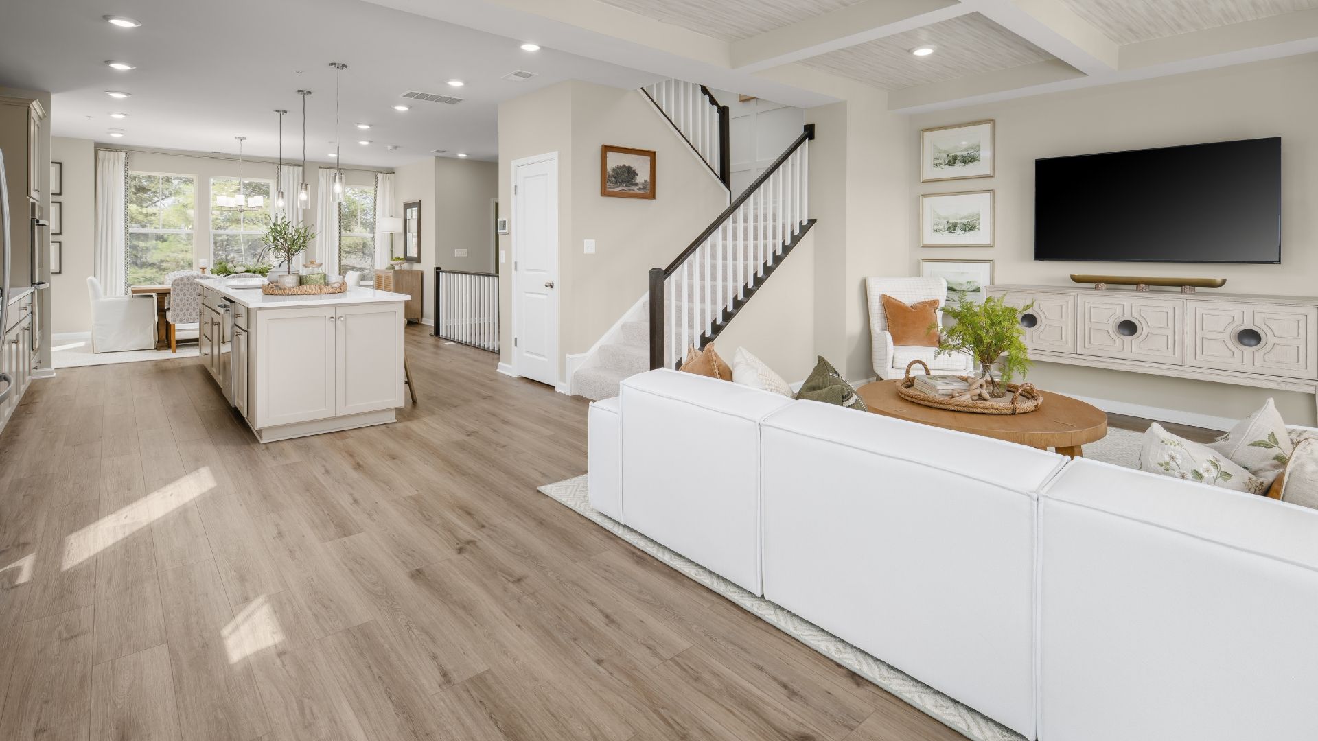 Brenn Family Room and Kitchen:Brenn Living Room and Kitchen