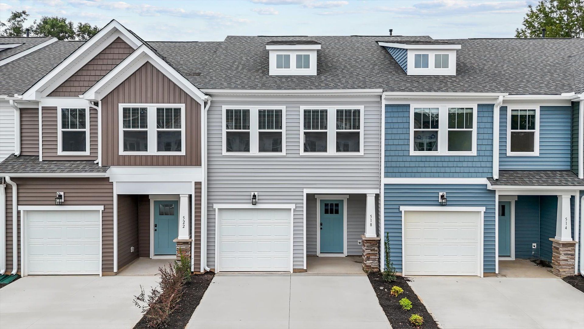 Eye-catching exterior and tasteful interior upgrades in a prime location:First-rate curb appeal with clean lines and a welcoming front entry