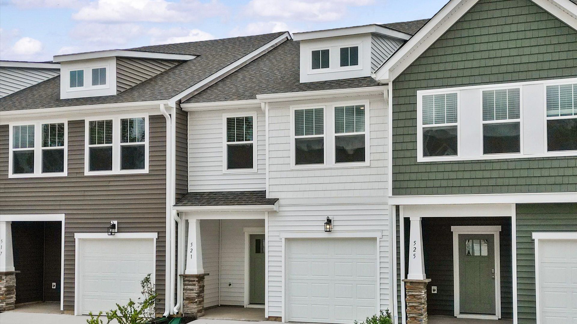 Polished exterior presence with superior detailing and refined color palette:Elegant finishes and modern features in this proven DRB Homes design at the Ransdell Pointe community