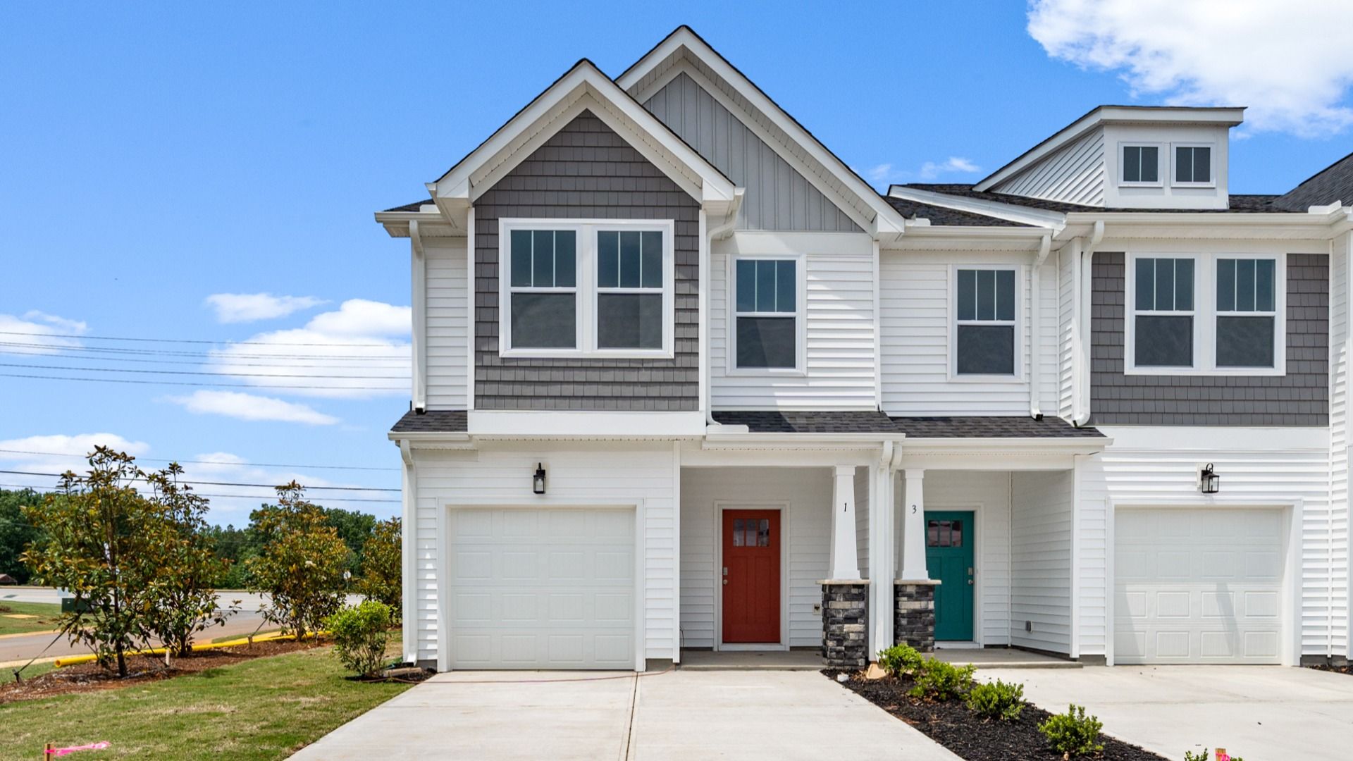 Corner Litchfield at Hickory Heights two story townhomes by DRB Homes near Downtown Greenville, SC:Luxe 2 story townhomes with garage, elevated ceilings, walk-in closets, & 9-foot kitchen island near Downtown Greenville, SC