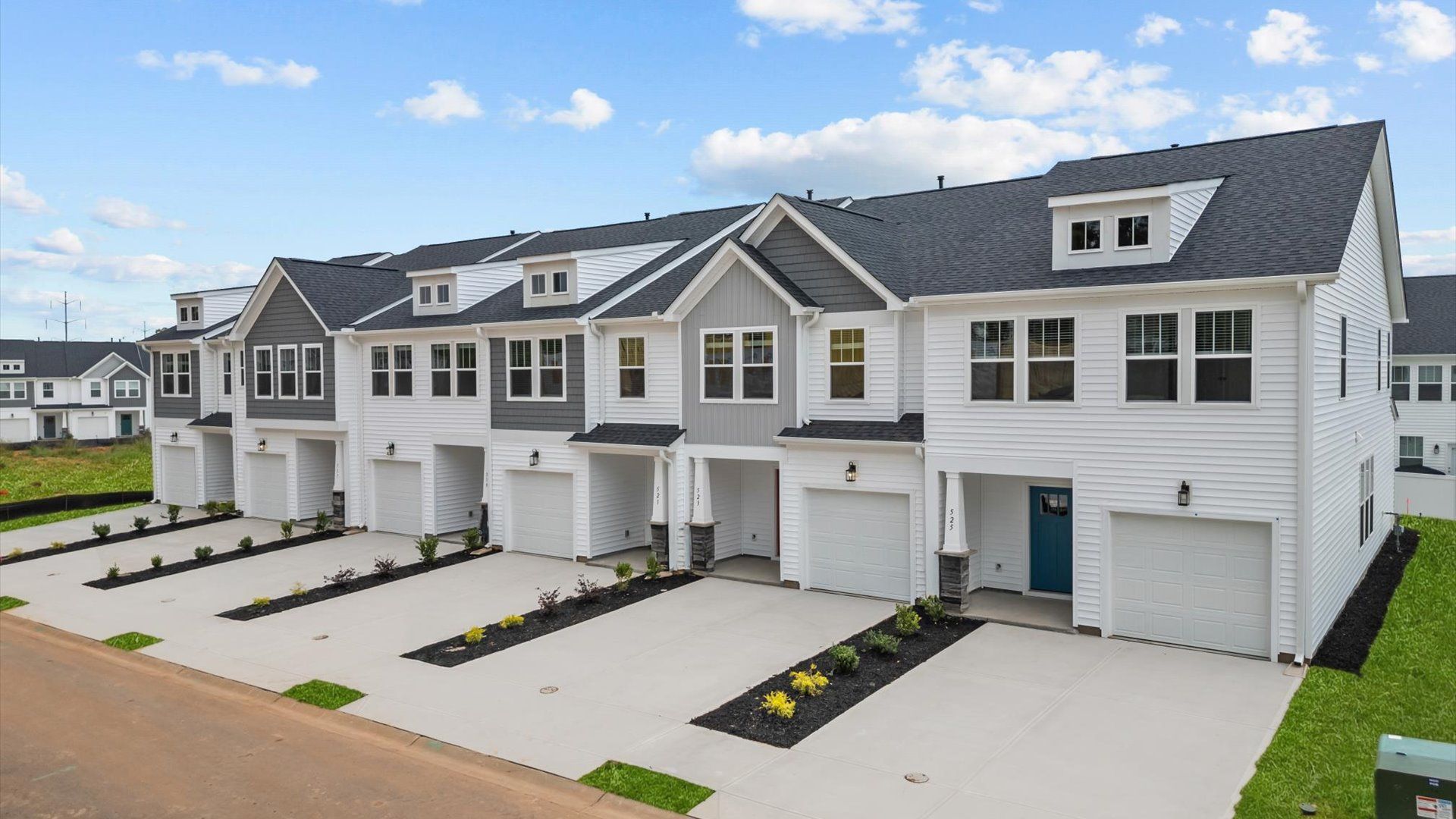 Hickory Heights two story townhomes by DRB Homes near Downtown Greenville, SC:Luxe 2 story townhomes with garage,  elevated ceilings, walk-in closets, & 9-foot kitchen island near Downtown Greenville, SC