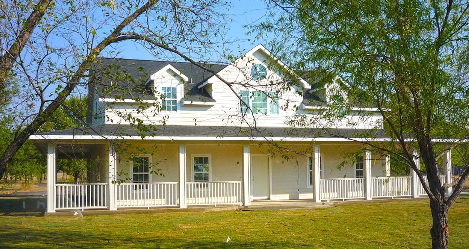 David Hill Custom Homes,75165