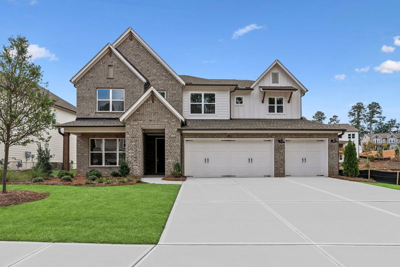 Exterior:Exterior Front