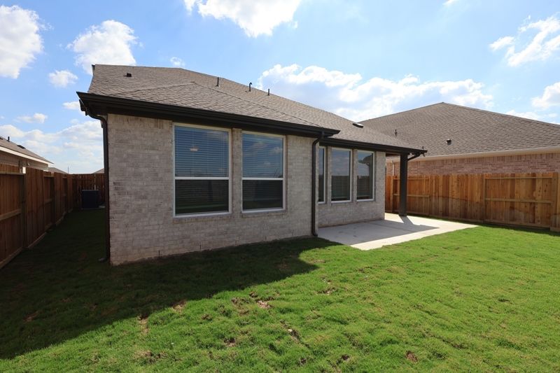 Exterior:Exterior Rear