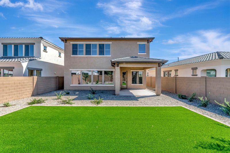 Exterior:Exterior Rear