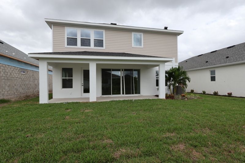 Exterior:Exterior Rear