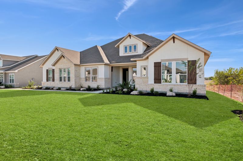 Exterior:Exterior Front