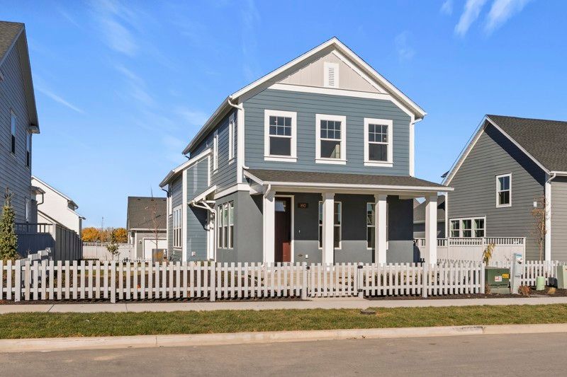 Exterior:Exterior Front