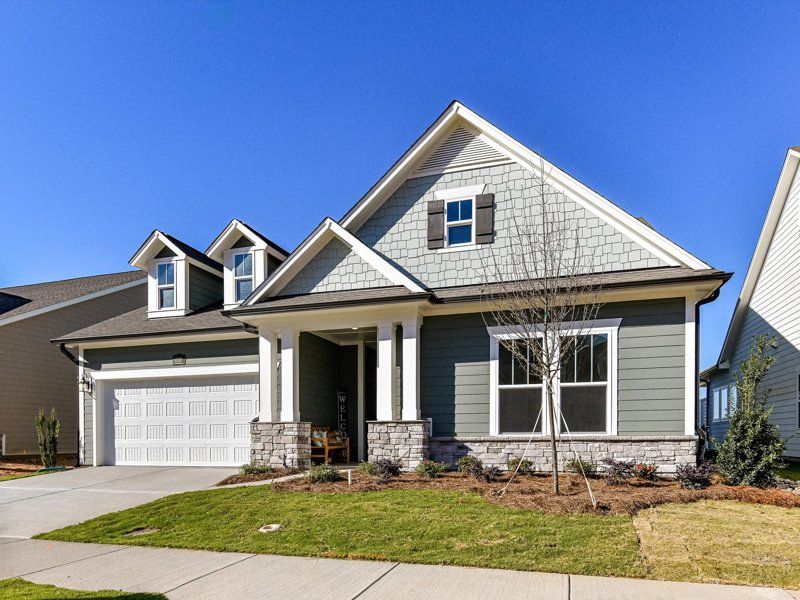 Exterior:Exterior Front