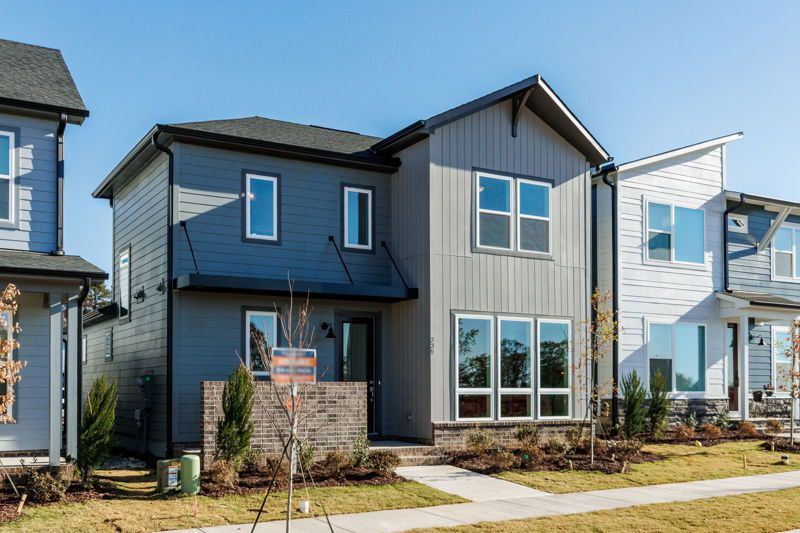 Exterior:Exterior Front