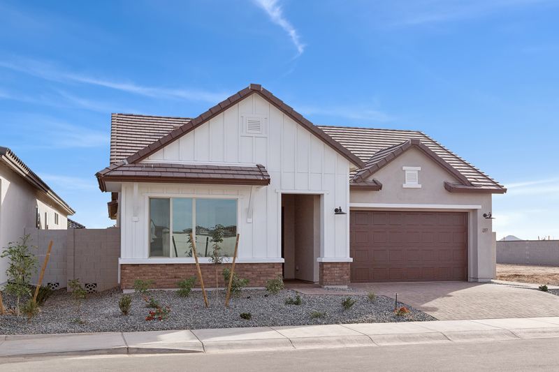 Exterior:Exterior Front